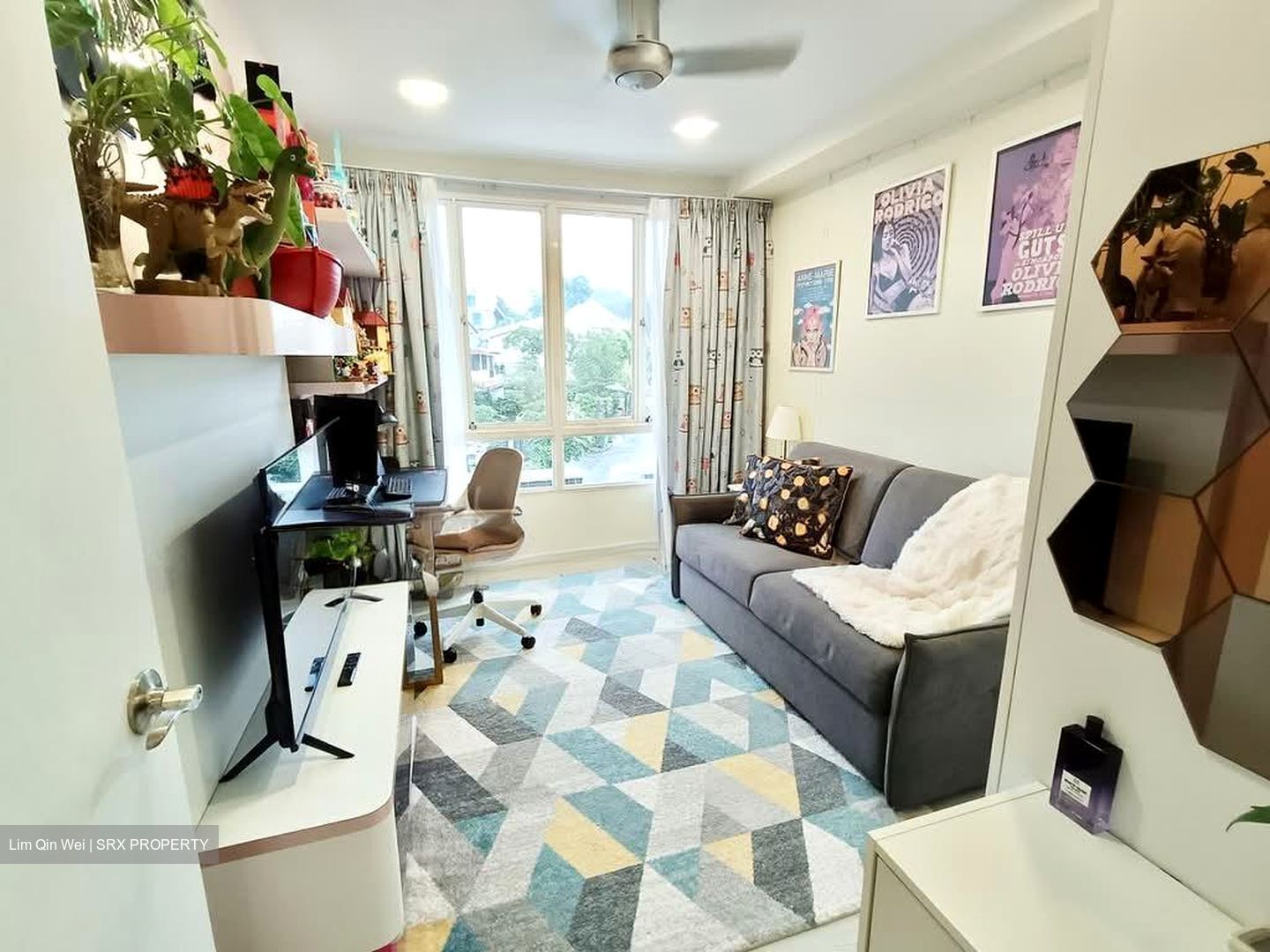 Horizon Green (D20), Terrace #565653201
